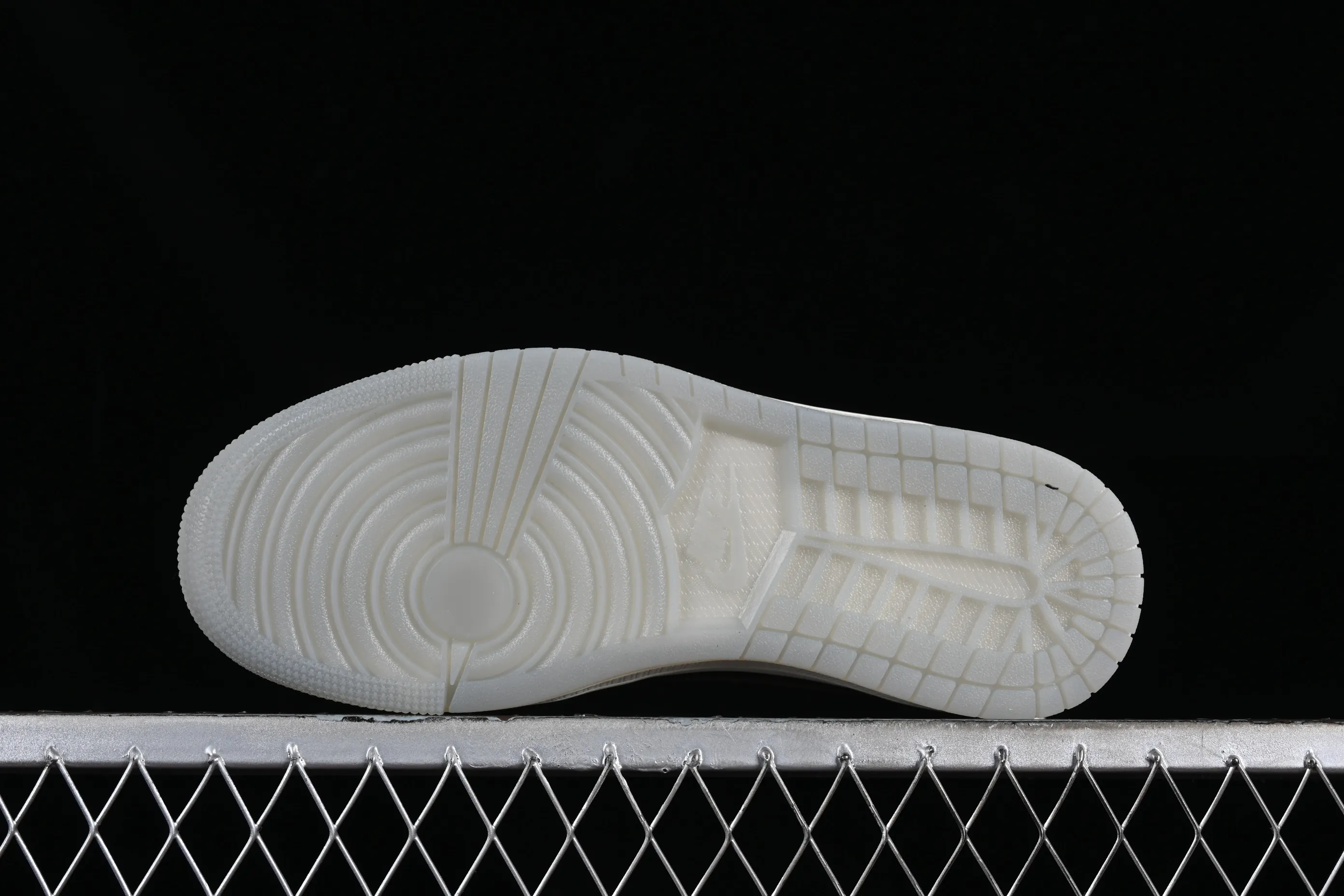 All categories Air Jordan Jordan series basketball shoes Air Jordan 1 Low Z version Air Jordan 1 Low CNY "Year of the Drago" AJ1 Joe 1 Year of the Dragon Limited Qinglong low-top cultural casual sneakers FN3727-100